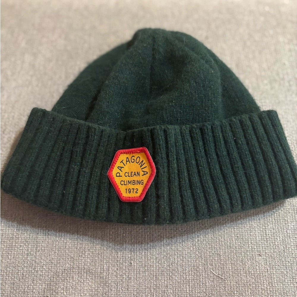 Patagonia Green Knit Beanie with Ribbed Brim